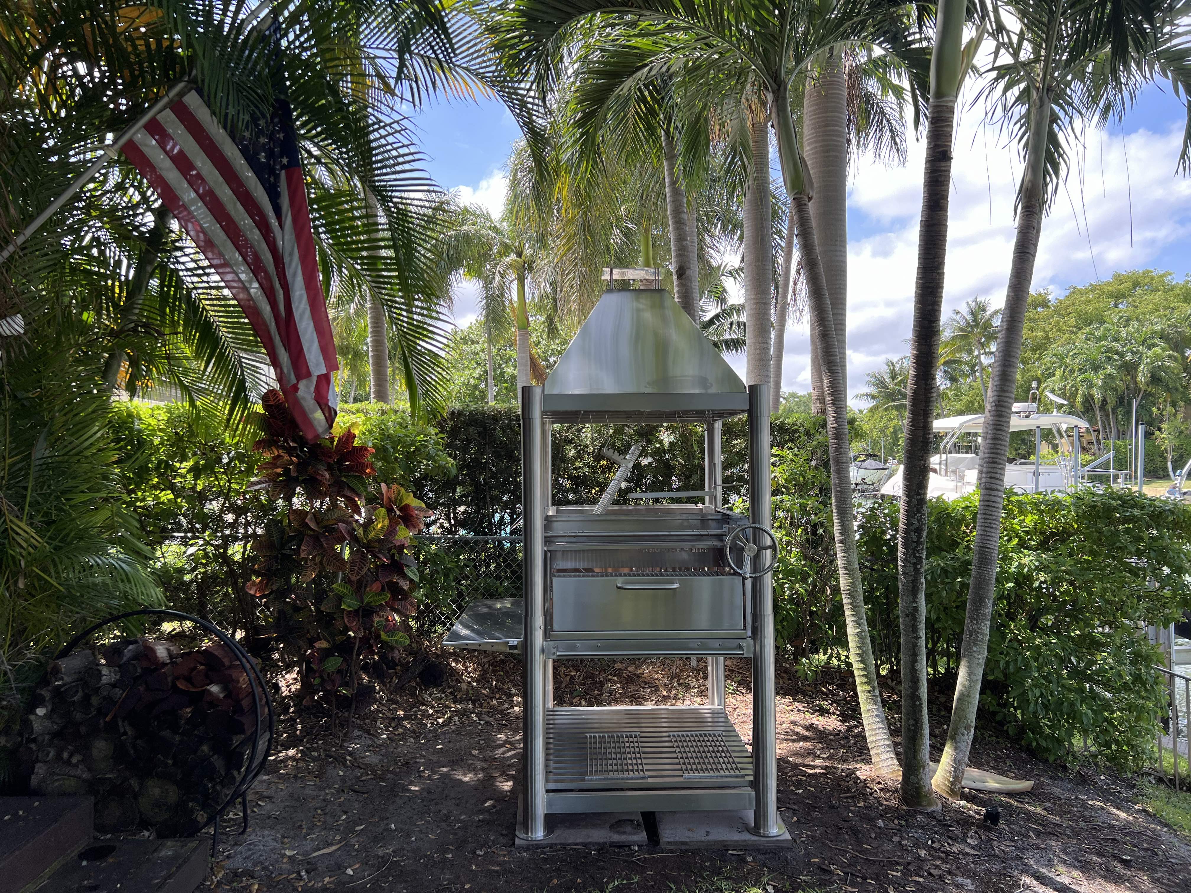 Tagwood BBQ BBQ12SS The Beast Argentine Santa Maria Grill in 304 stainless steel