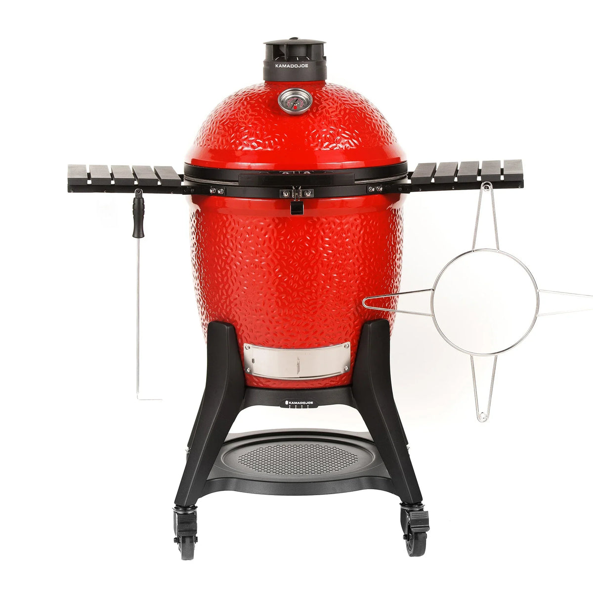 Kamado Joe Classic Joe III 18-inch ceramic charcoal grill, featured in the Smokeforges Labor Day buying guide