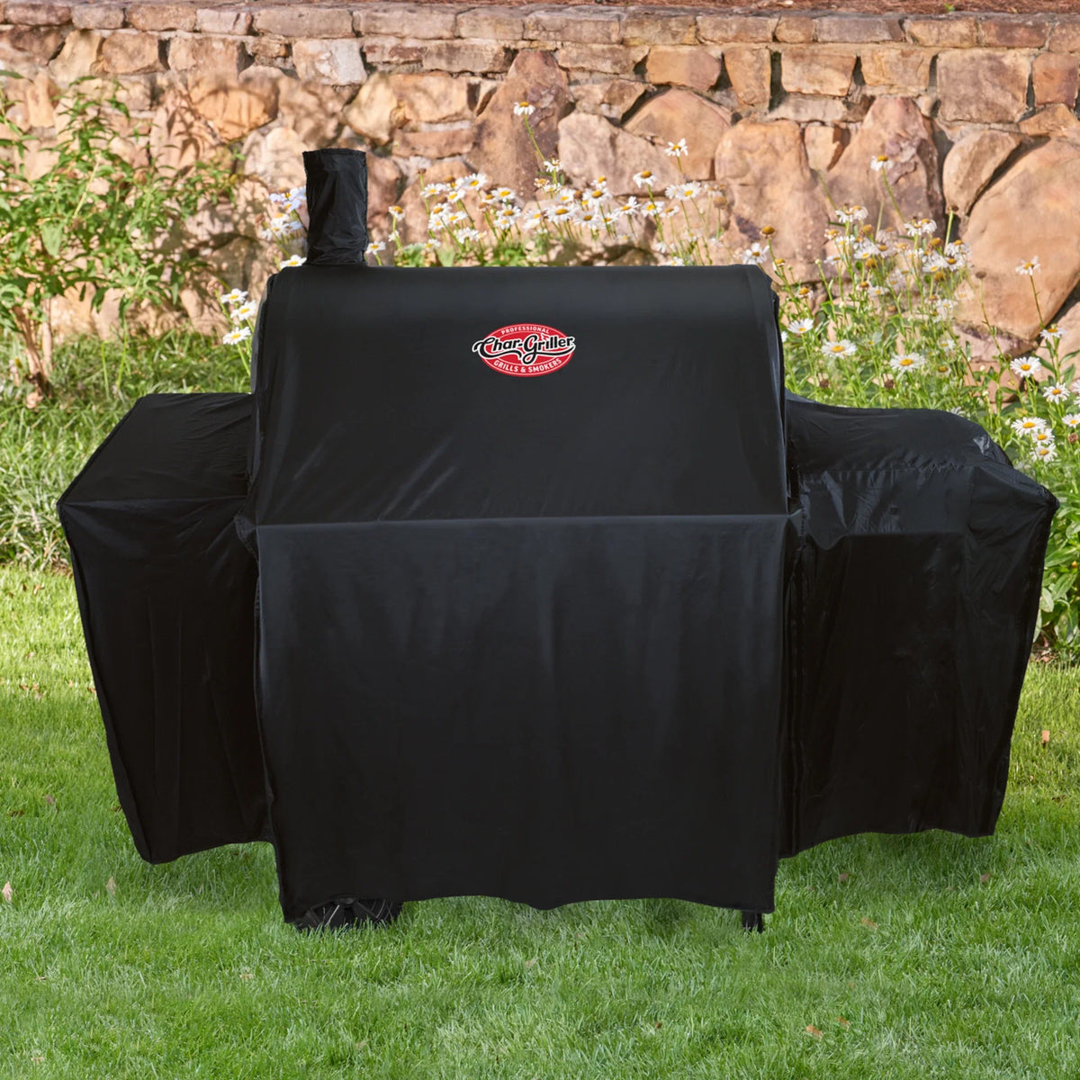 Char-Griller 1655 cover fitted on Smokin' Champ grill and smoker