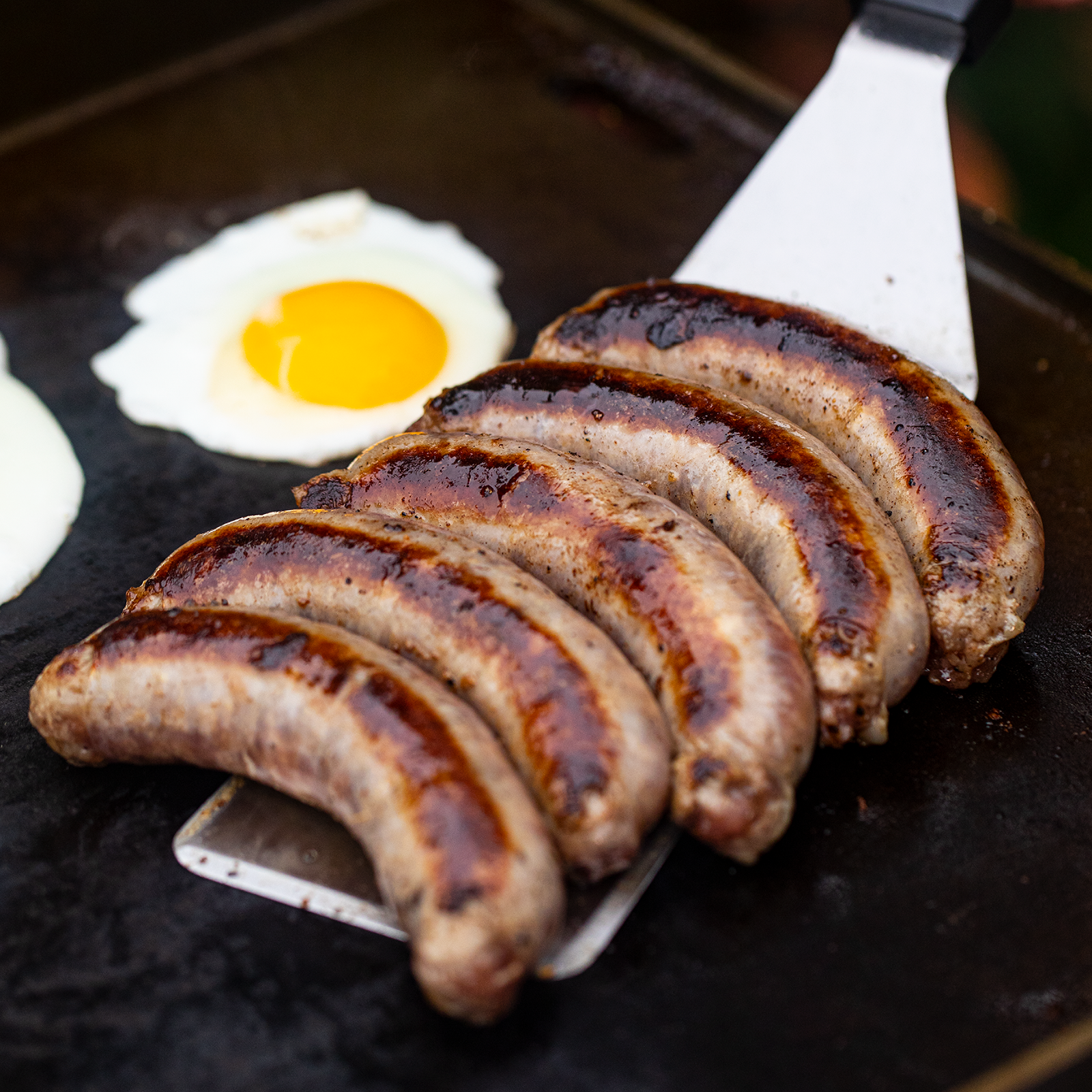 Char-Griller Flat Iron E8217 griddle breakfast food close-up