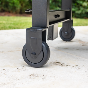 Char-Griller Flat Iron E8428 mobility wheels detail