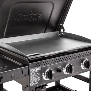 Char-Griller Flat Iron E8428 griddle cooking surface detail