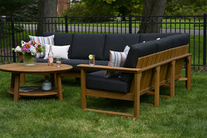 Luxcraft Lanai sectional in a garden seating arrangement