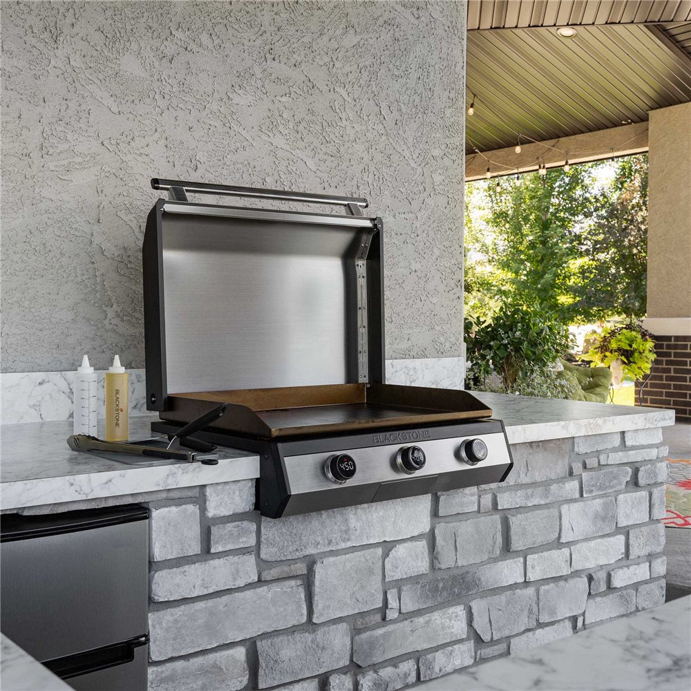 Blackstone 30-Inch Electric Drop-In Griddle — wider view of the outdoor cooking station