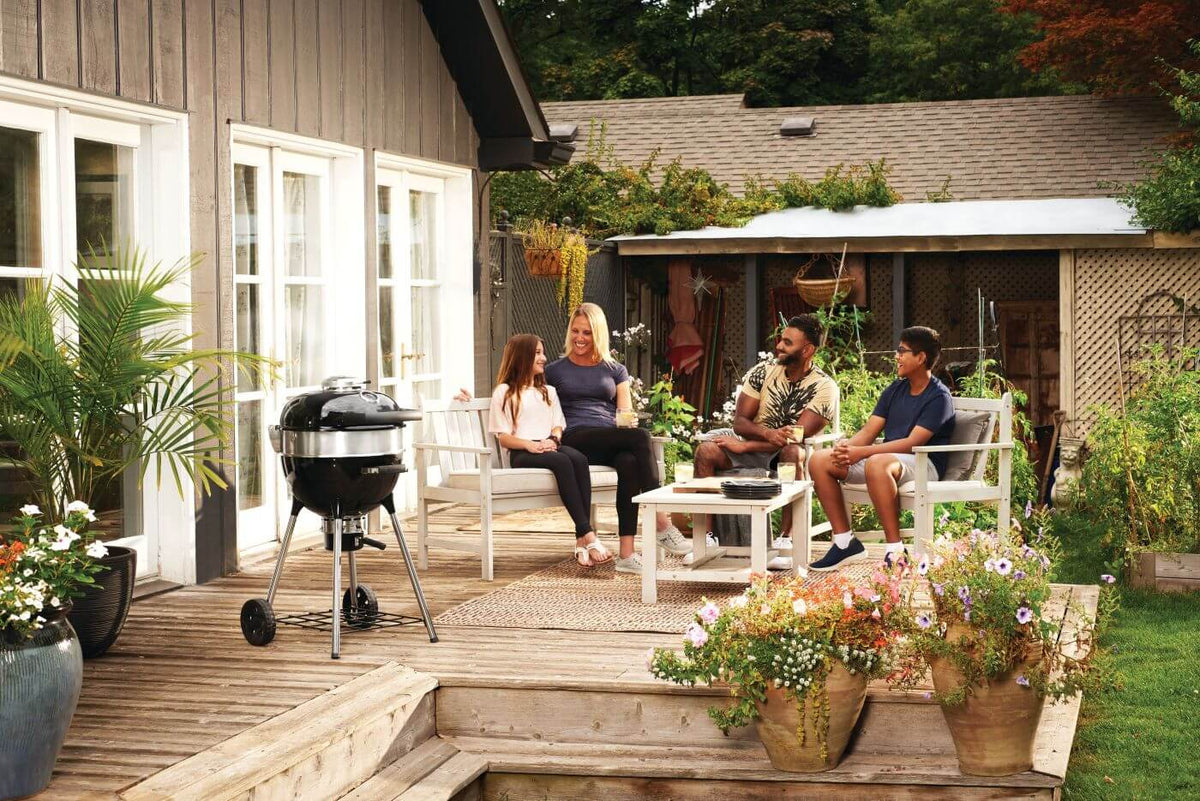 Napoleon PRO18K-LEG-3 black charcoal grill – manufacturer product view 4