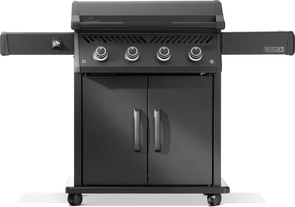 Napoleon Phantom Rogue PRO 30 griddle — Front view